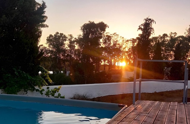 Room 'Lareira' with Shared Pool, Wi-Fi and Air Conditioning