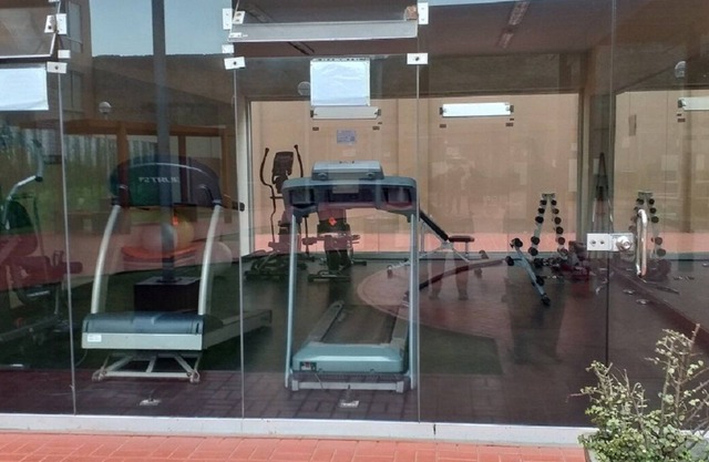 Room + private bath + breakfast