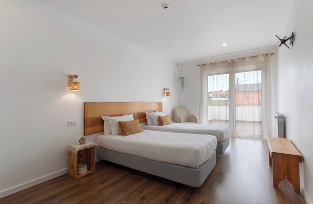 Room 'Quinta Dos Raposos - Suite Ar' with Shared Pool, Shared Terrace and Wi-Fi