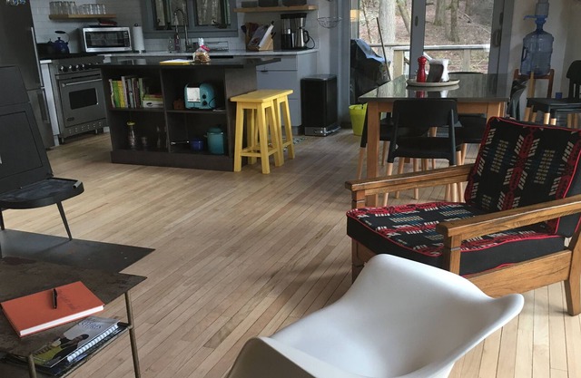 Room to Roam. Modern home with all amenities + sep. cabin on 10+ wooded acres.