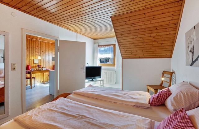 Room 'Zimmer 2' with Shared Terrace, Shared Garden and Wi-Fi