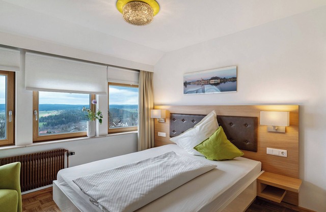 Room 'Zimmer 5 Panoramablick' with Shared Terrace, Shared Garden and Wi-Fi