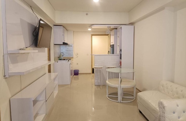 RoomQu at Apartment Amazana Serpong Residence
