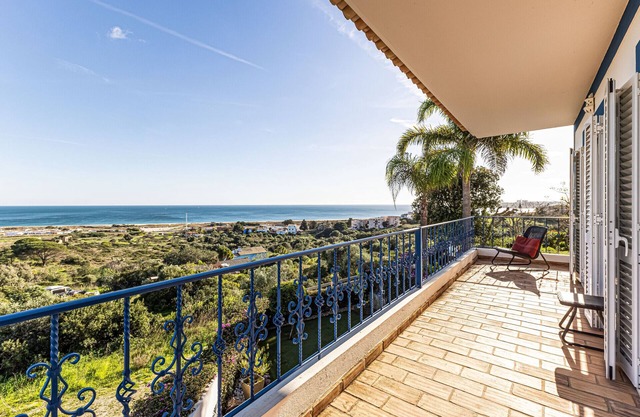 Roque House 3 Bedroom Sea Front