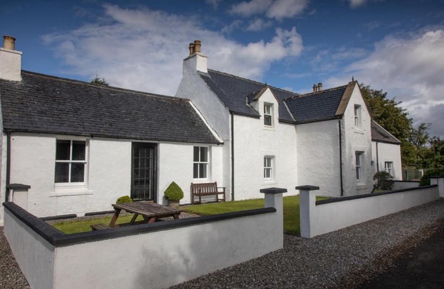 Roskhill House