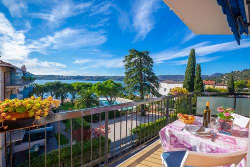 Rossella On The Lake With Fantastic View - Happy Rentals