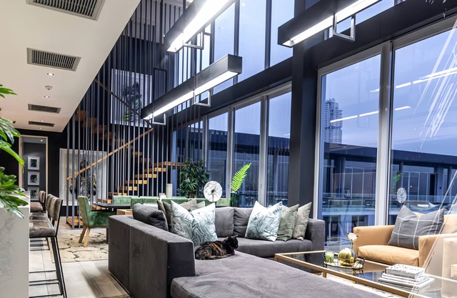 Royal platinum Penthouse in Sandton