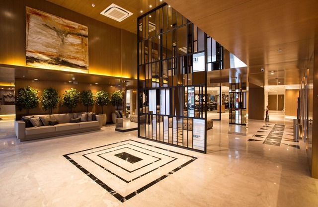 Royal Regency Palace Hotel