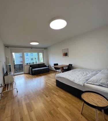 Ruhig gelegene Garconiere in Waltendorf