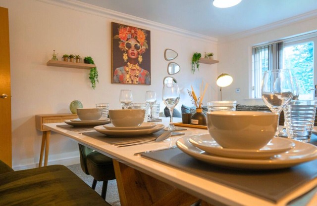 Runway House with Balcony, 3 Bathroom near HS2 JLR NEC