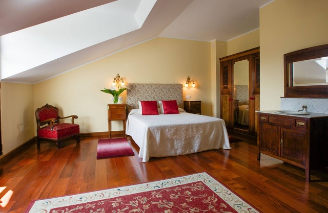 Rural apartment La Casona de la Roza for 6 people