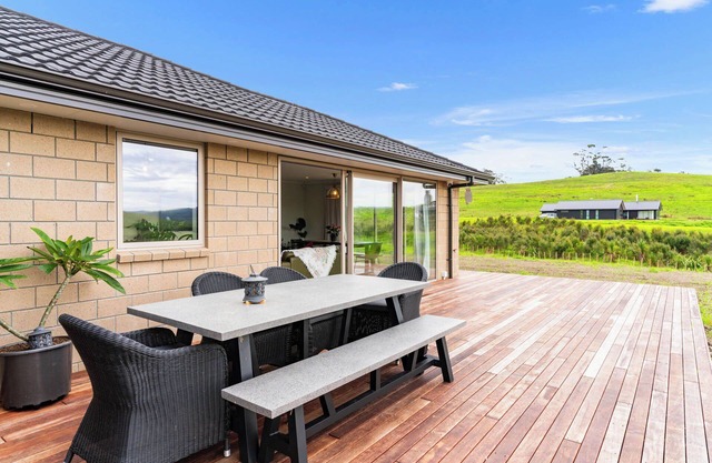 Rural Mangawhai - Hakaru Holiday Home