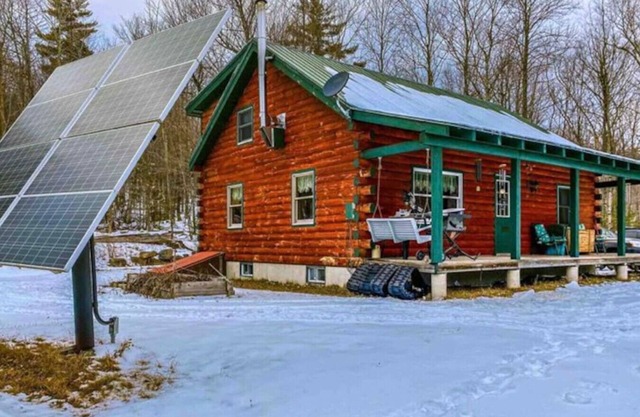 Rustic 3BR Cabin OFF-GRID Cabin