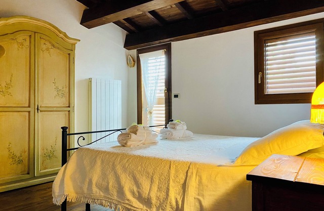 Rustic Cottage by Gran Sasso: Steps away from Amazing Hiking Trails
