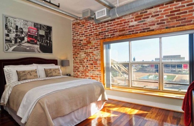 Rustic Downtown Living - 1BR/1.5BA