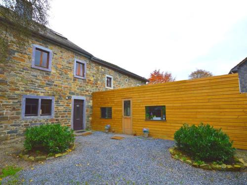 Rustic Farmhouse with Pool