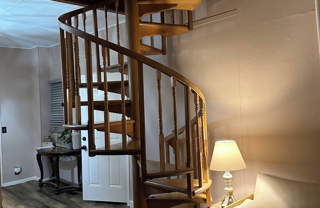 Rustic home in Darien Center