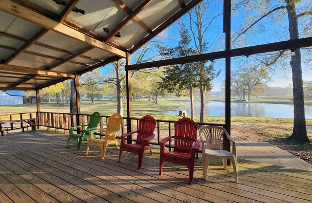 Rustic Ranch Bunkhouse Getaway- Sleeps 28+ -Pool & Pond