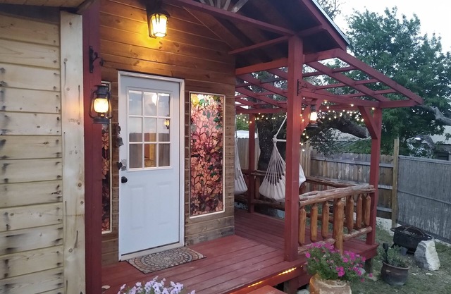 Rustic Retreat-full brkfst included Zannabella B&B