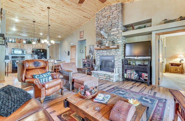 Rustic Retreat w/Spacious Deck in Show Low!