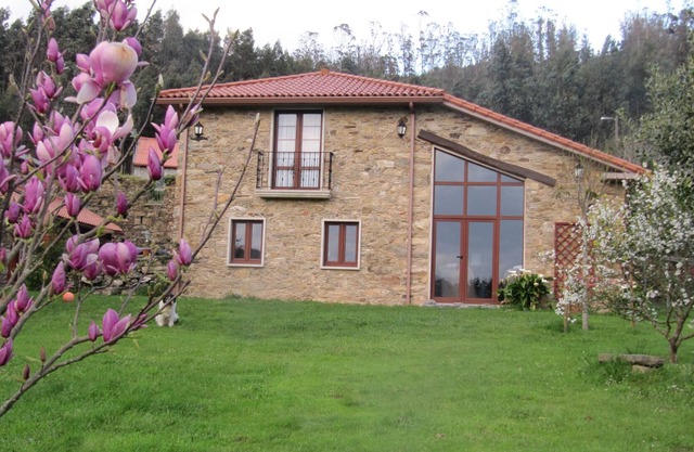 RUSTIC STONE IN CEDEIRA, GALICIA