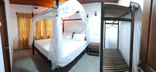 Rustic Villa In Kalutara South