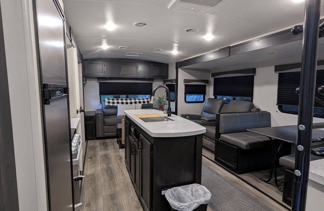 RV Retreat on Green Thumb urban farm