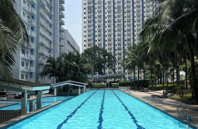 Ryle and Yang's Stylish 2BR Stay