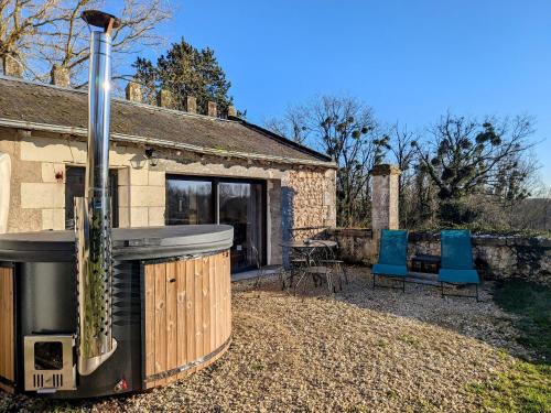 Séjour Historique au Domaine de Migny : Gîte avec Bain Nordique et Piscine - FR-1-591-731