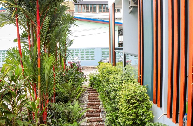 S2 Airport Residence