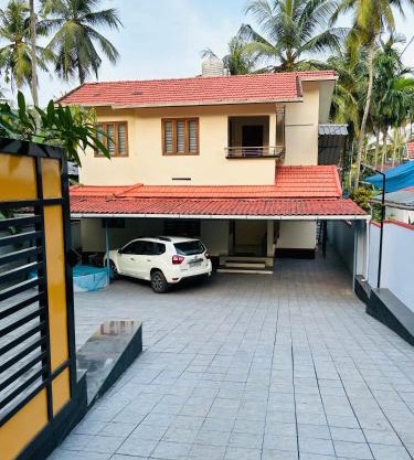 Saaketh Holiday Home