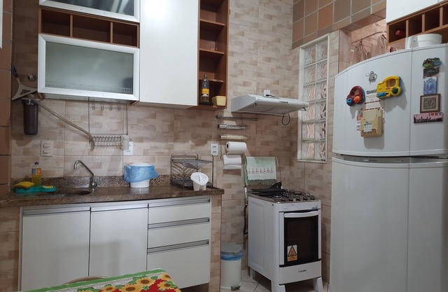 Safest neighborhood of Rio, between the sea and the lagoon and accommodates up to 10 people.