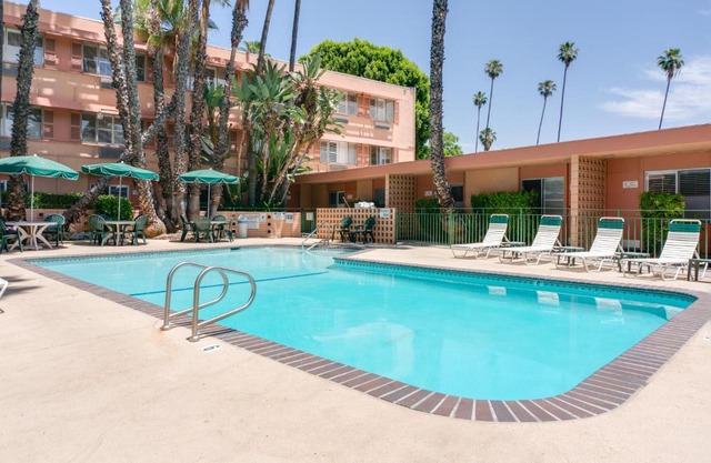 Saga Motor Hotel Pasadena