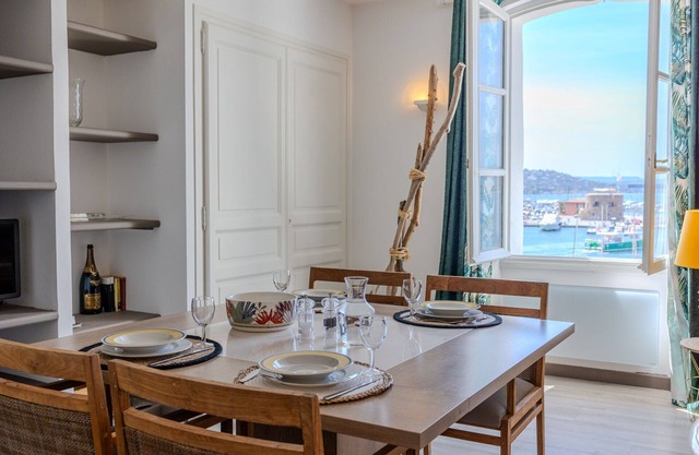 Sailing Apartment by Halldis