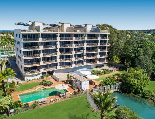 Sails Resort Golden Beach