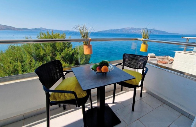 Salty Breeze Sea View Apartment