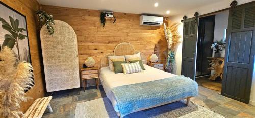 Samadhi - gîte avec jardin, SPA, clim, parking privé