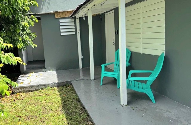 San Juan near the Coliseum for Bad Bunny Fans- Cool studio and private