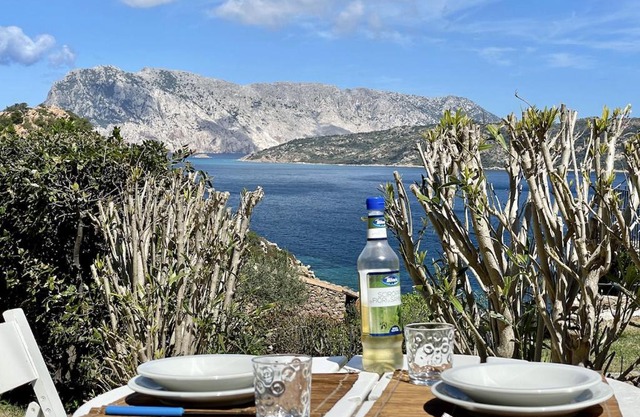 SAN TEODORO PUNTA EST MONOLOCALE VISTA MARE