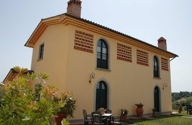 SANCOLOMBANO APARTMENT at MUSIGNANO farm holidays