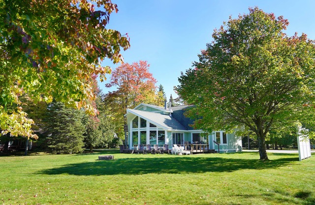 Sandpiper Too Summary