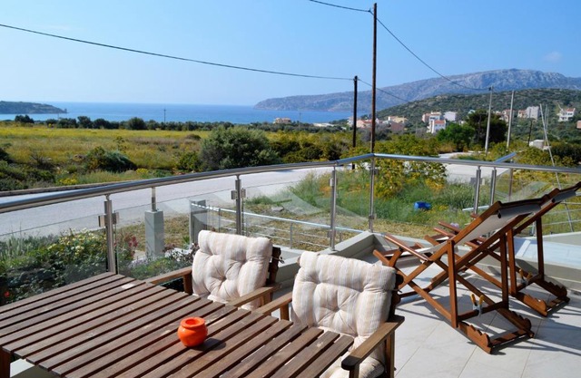 Sandra's Sea View at Sounio