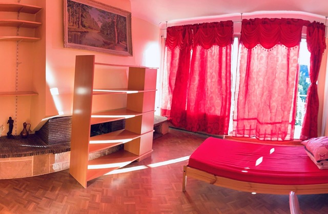 Sanitized Confortable House Paris 3B