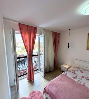 Sant é Apartment