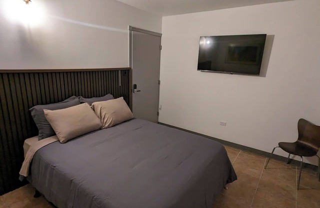 Santurce Studios- Near Condado beach! 8