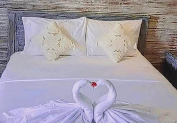 Sarinah Beach - Bistro & Bungalow