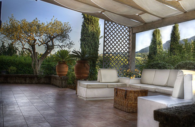 Sarkeep - Villa Immersed in the vineyards of Taurasi