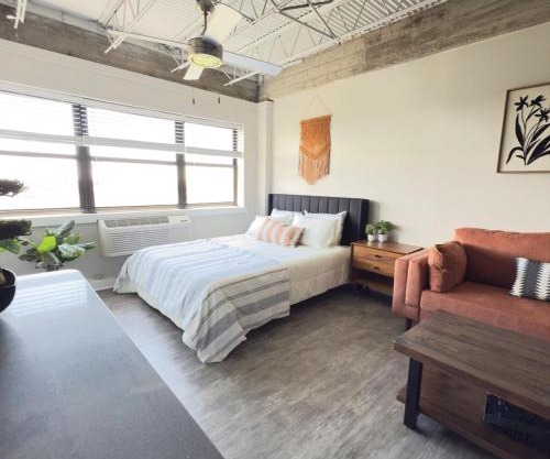 Scenic Serenity, dtown, gym, free parking