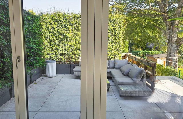 Schöne Neubau 65m² City Wohnung in München: R