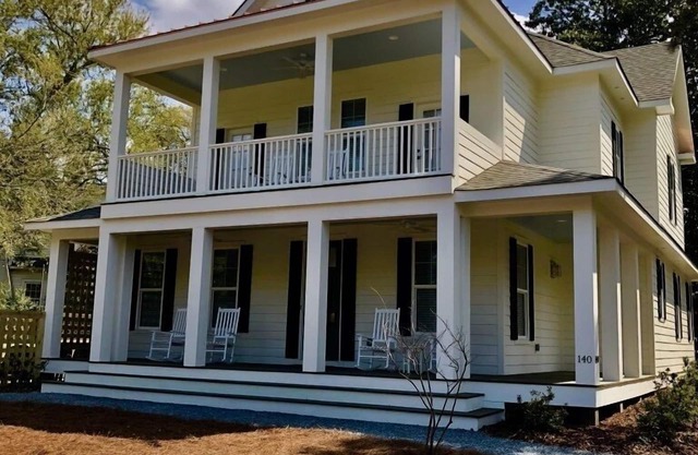 Scituate House Walk to the US Open - Old Town Charm 6BR - 6.5 Baths - Sleeps 12+